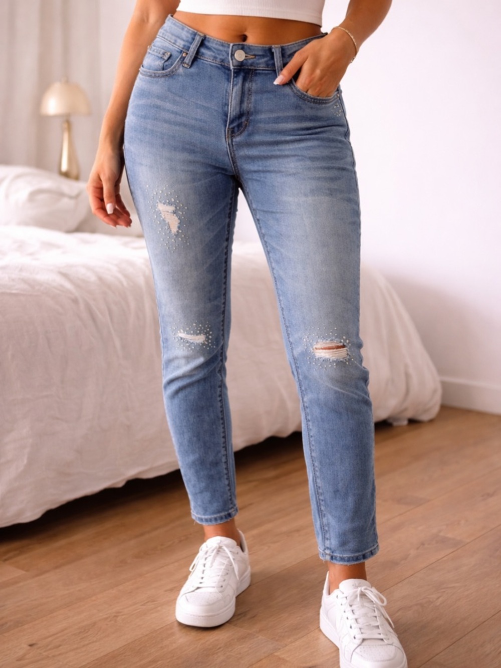 White House Black Market Blue Distressed Skinny Jeans embellished